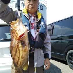 船・ジギング釣り果